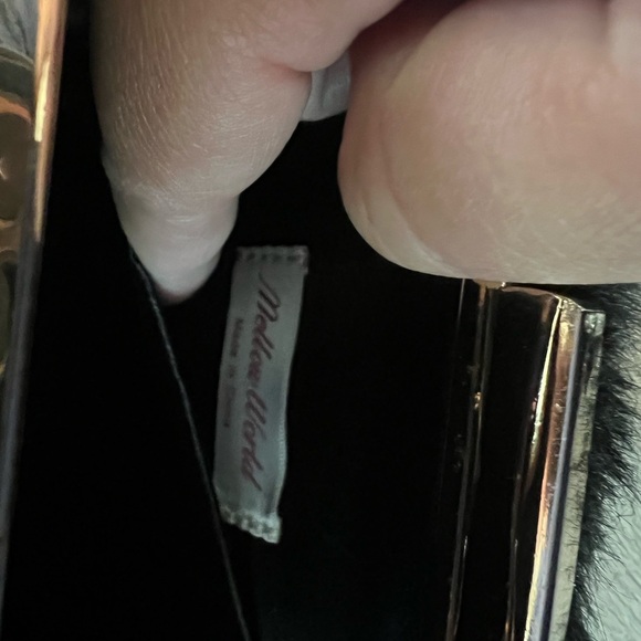 Elegant Black Faux Fur Shoulder Bag - Picture 4 of 13